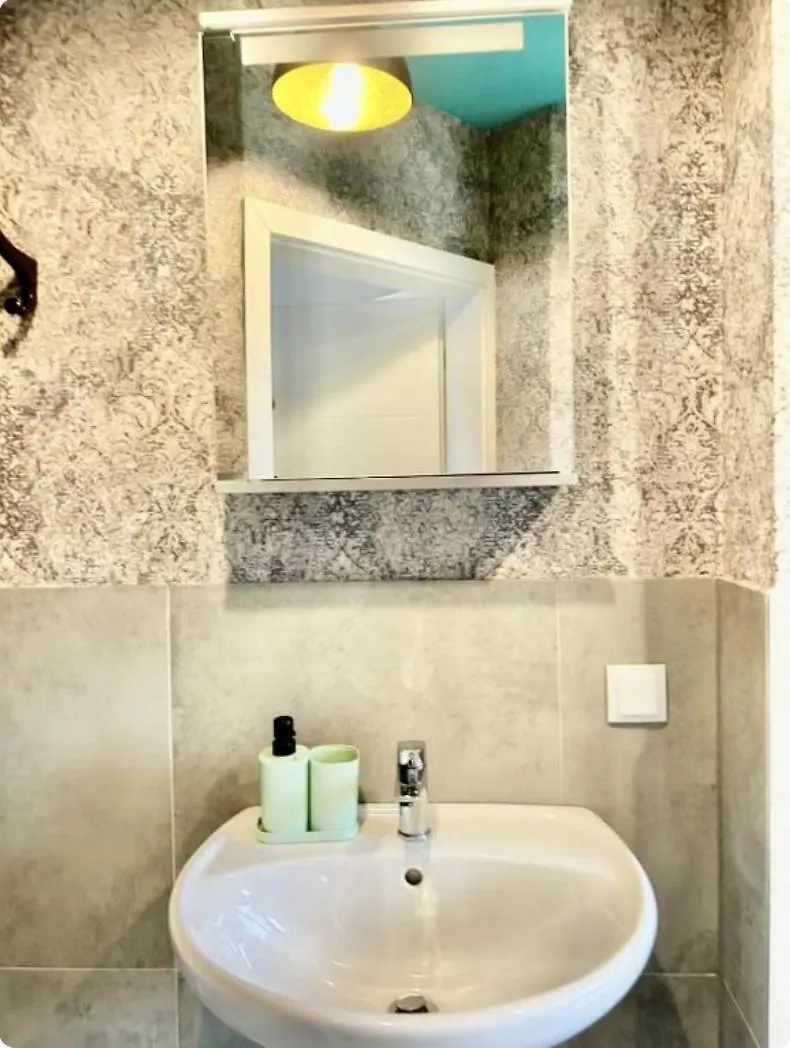 Luxury Rooftop Long-Term Apartment Vienna