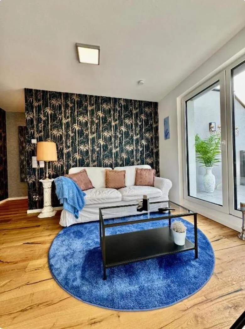 Luxury Rooftop Long-Term Apartment Wien