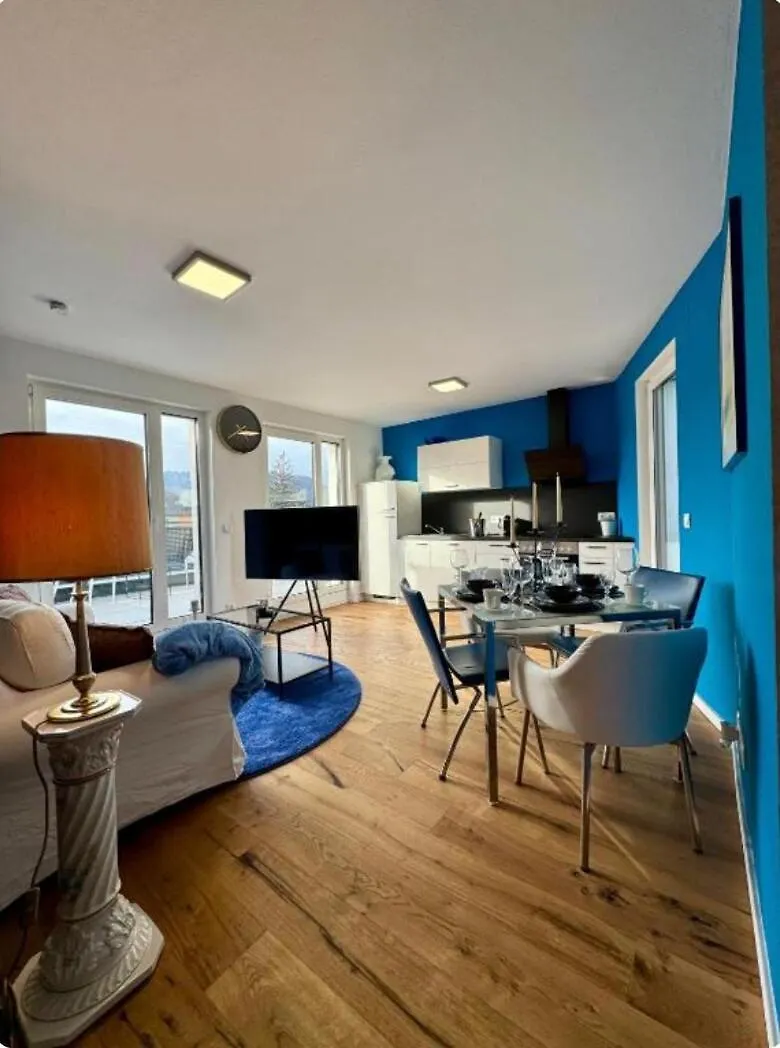 Luxury Rooftop Long-Term Apartment Wien